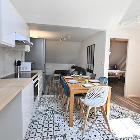 3 Appartements Premium Au Pied De La Cathedrale - Hypercentre Sens Bagian luar foto