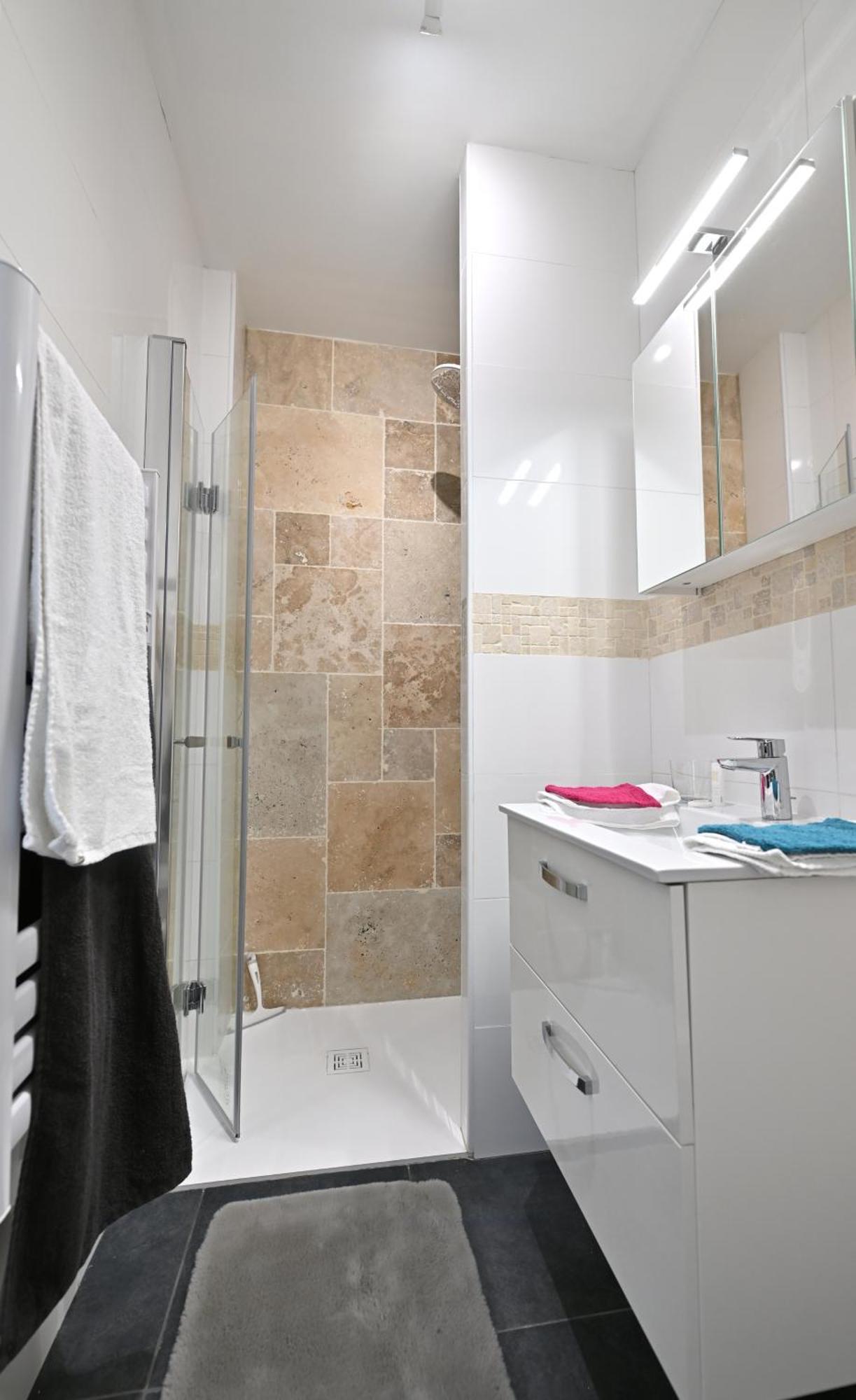 3 Appartements Premium Au Pied De La Cathedrale - Hypercentre Sens Bagian luar foto