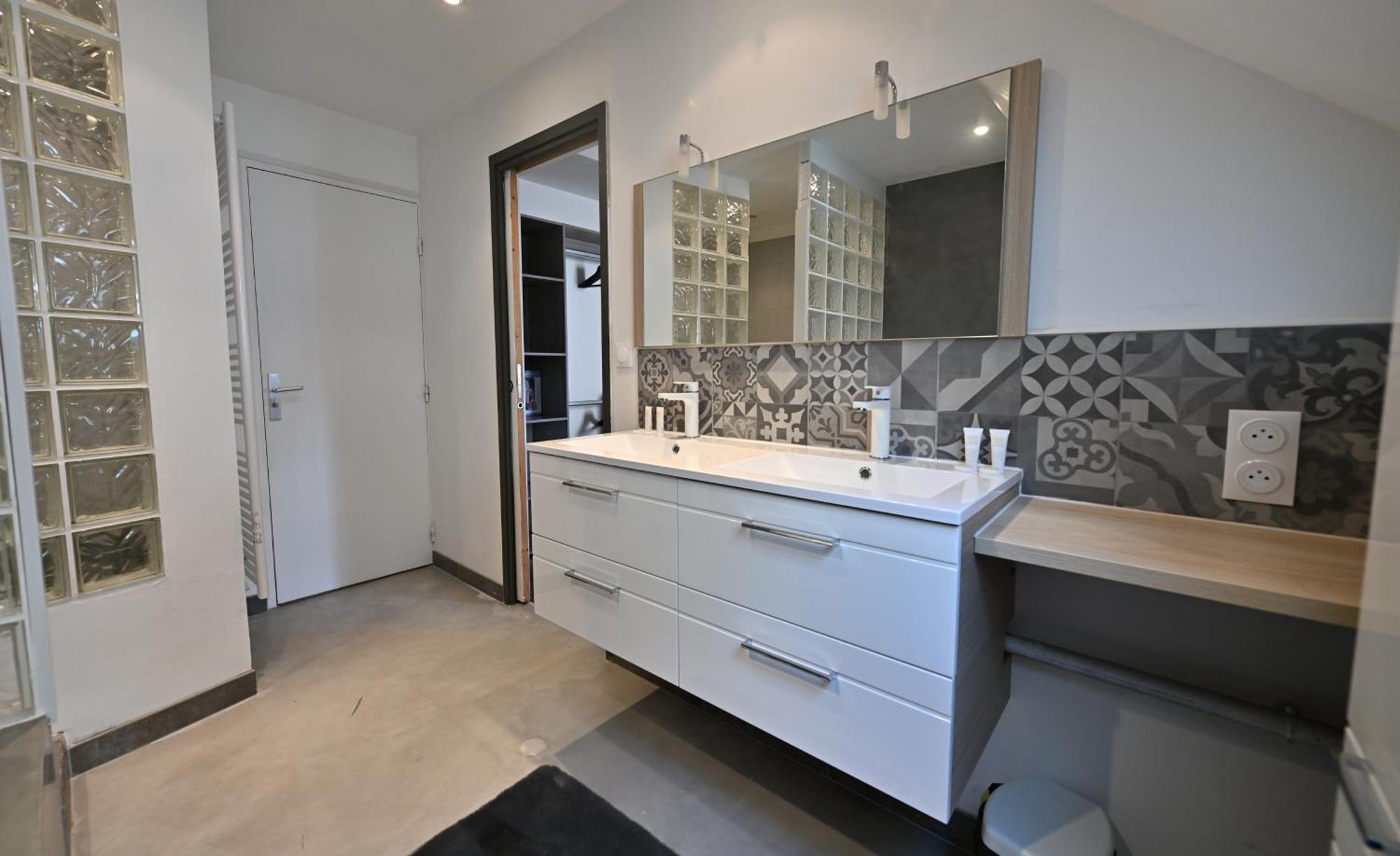 3 Appartements Premium Au Pied De La Cathedrale - Hypercentre Sens Ruang foto